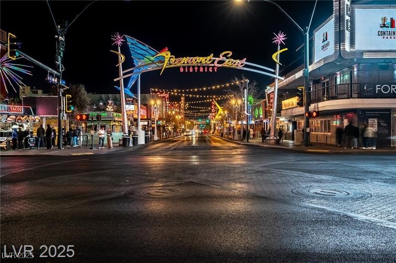 150 Las Vegas Boulevard 818