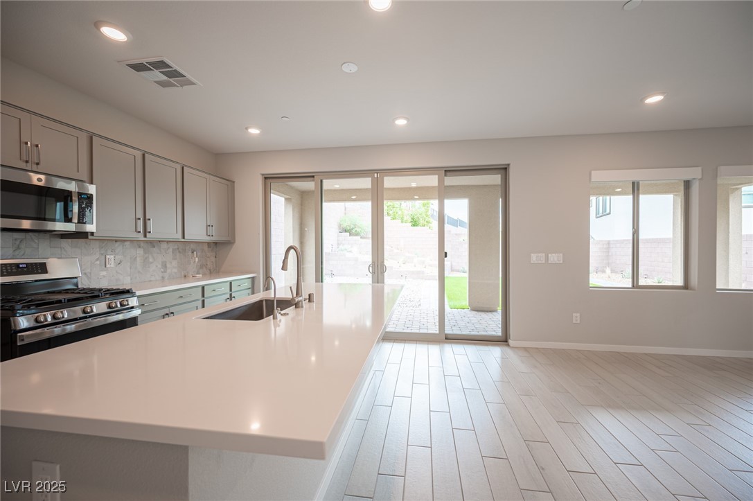 12042 Arrebol Avenue