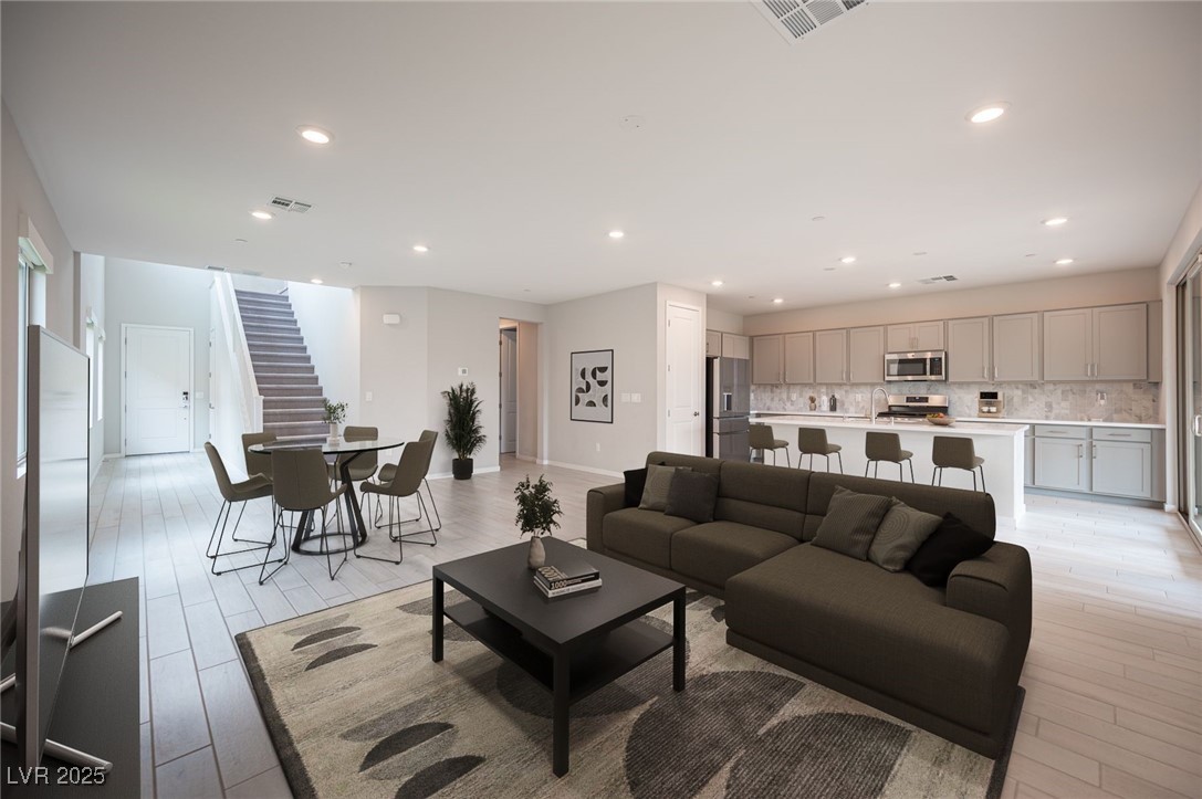 12042 Arrebol Avenue