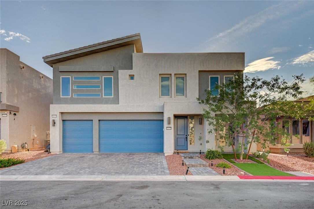 8475 IRON HEART Lane