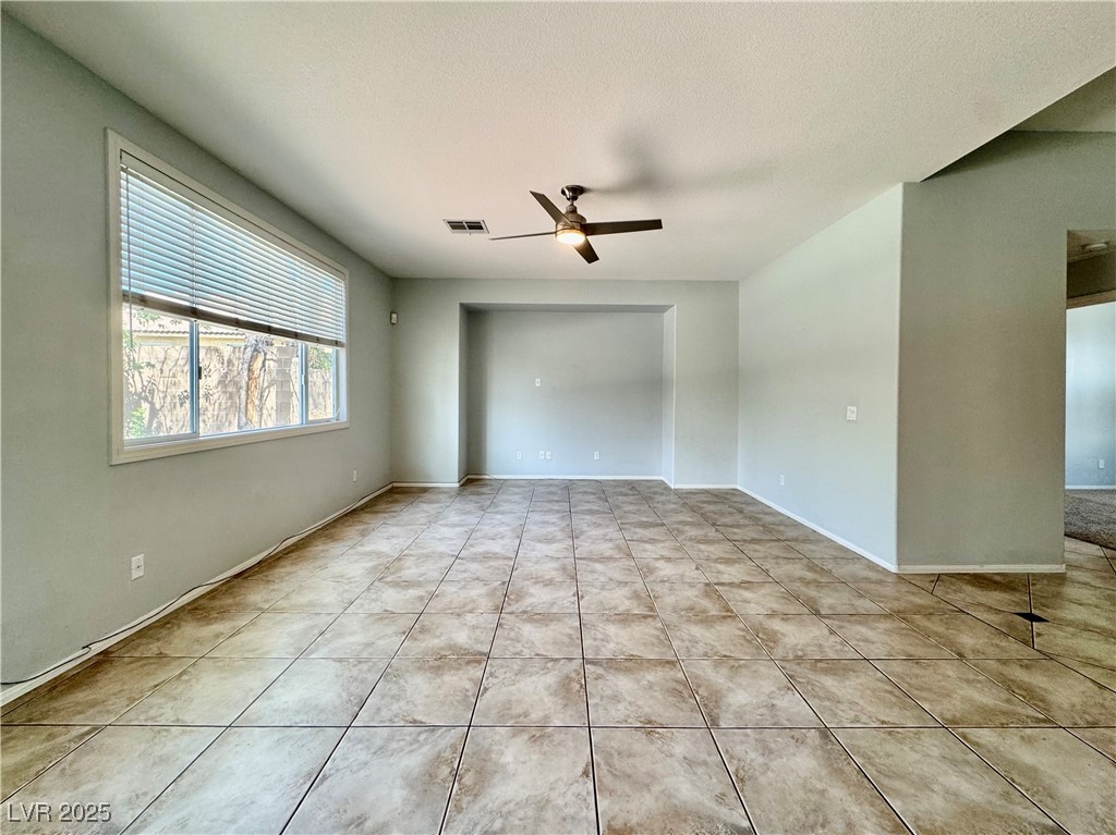 7887 Sagebrush Bend Street