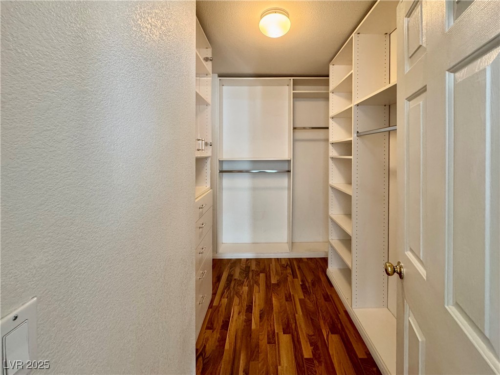 7887 Sagebrush Bend Street