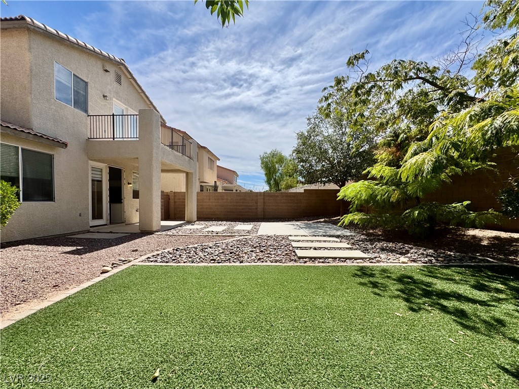 7887 Sagebrush Bend Street