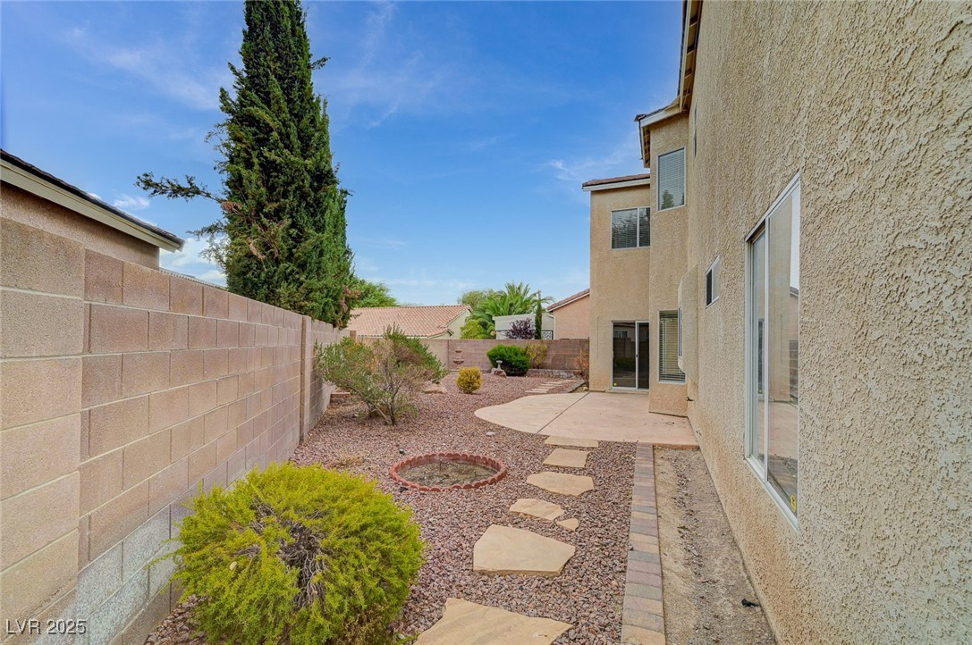 6012 Prospector Trail