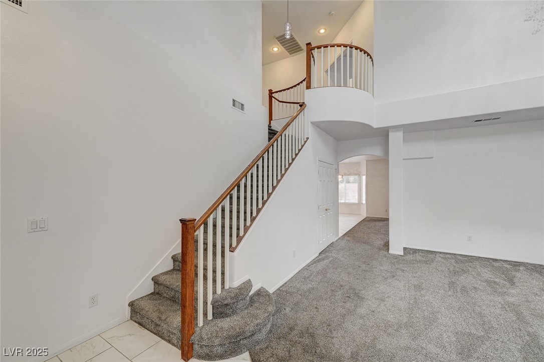 6012 Prospector Trail