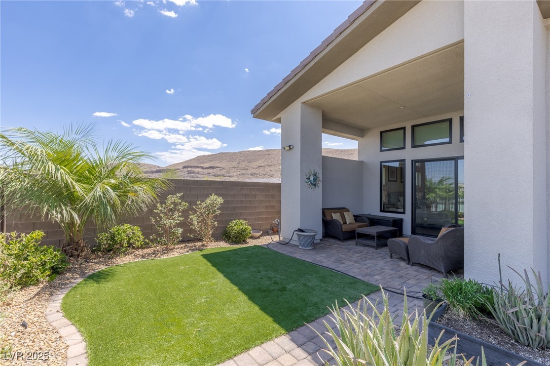 5192 Rock Daisy Drive