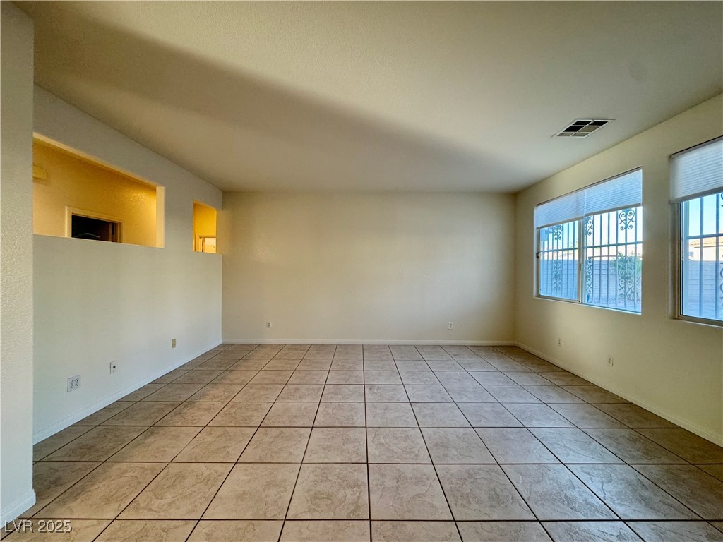 3028 Teal Beach Street