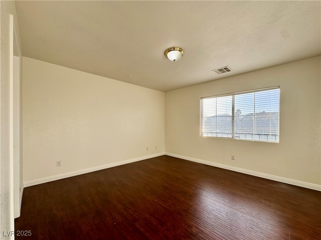 3028 Teal Beach Street