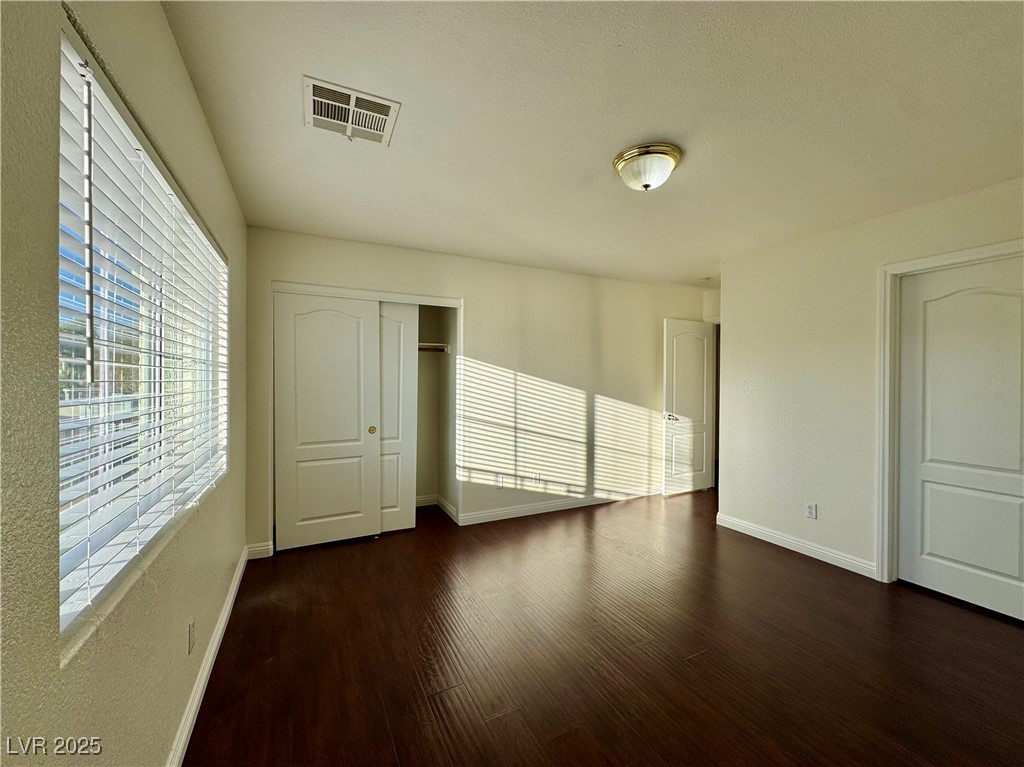 3028 Teal Beach Street