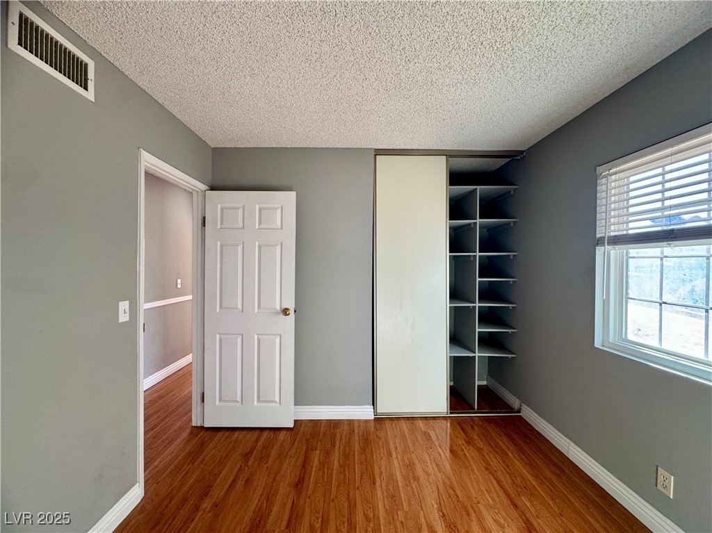 7018 MONTCLIFF Avenue