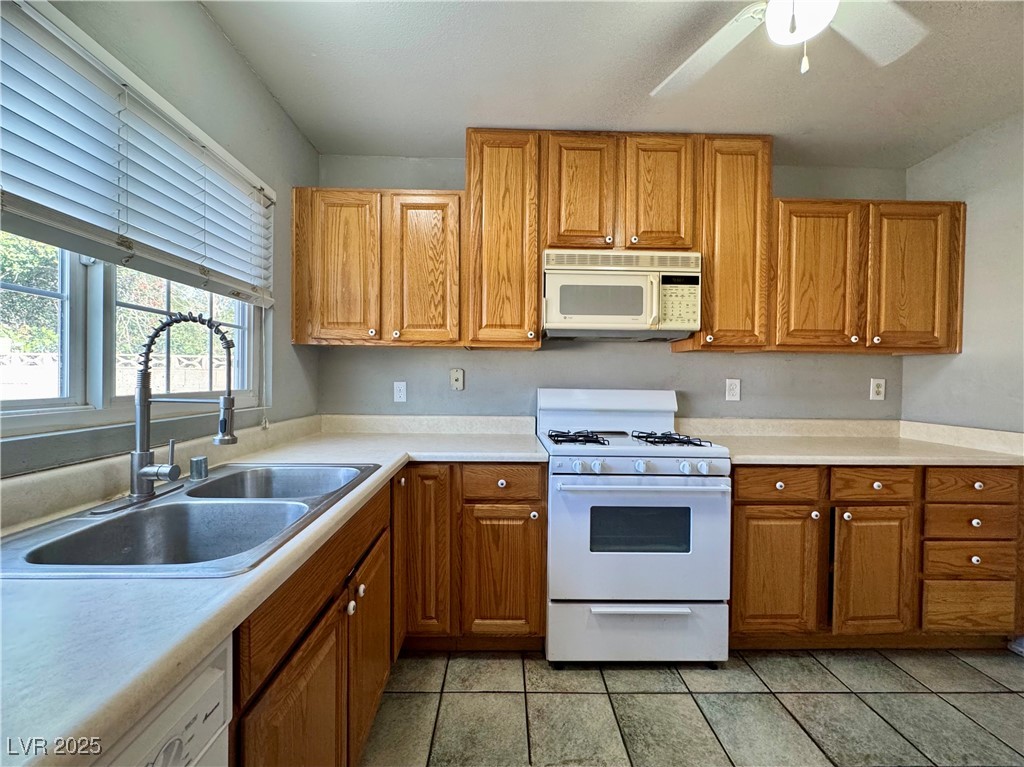 7018 MONTCLIFF Avenue