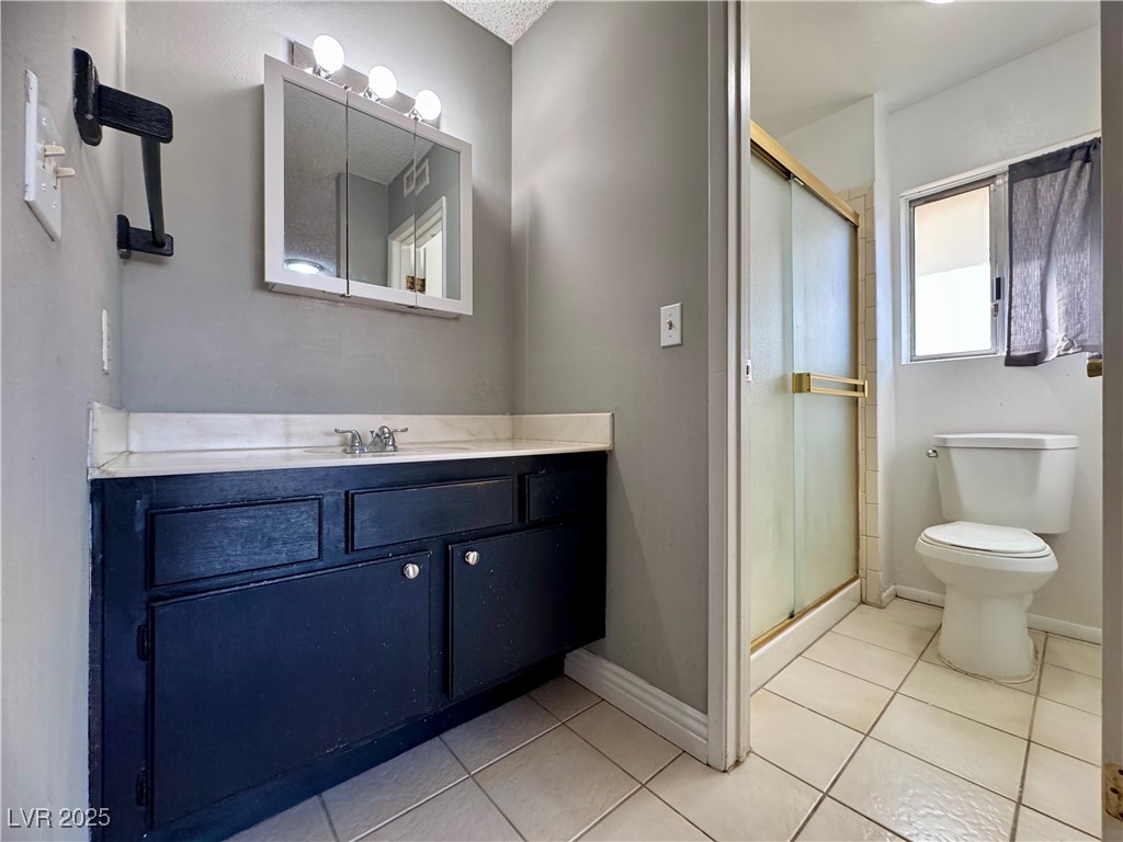 7018 MONTCLIFF Avenue