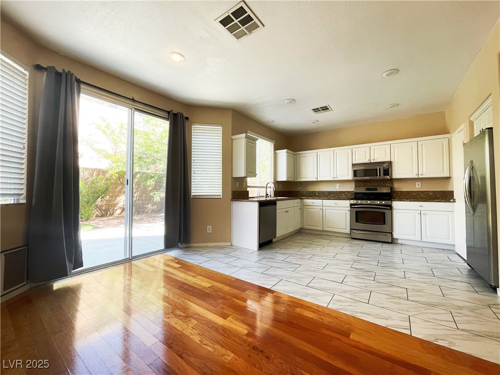 9964 Canyon Peak Drive