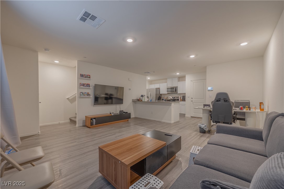 4841 Wine Ridge Avenue