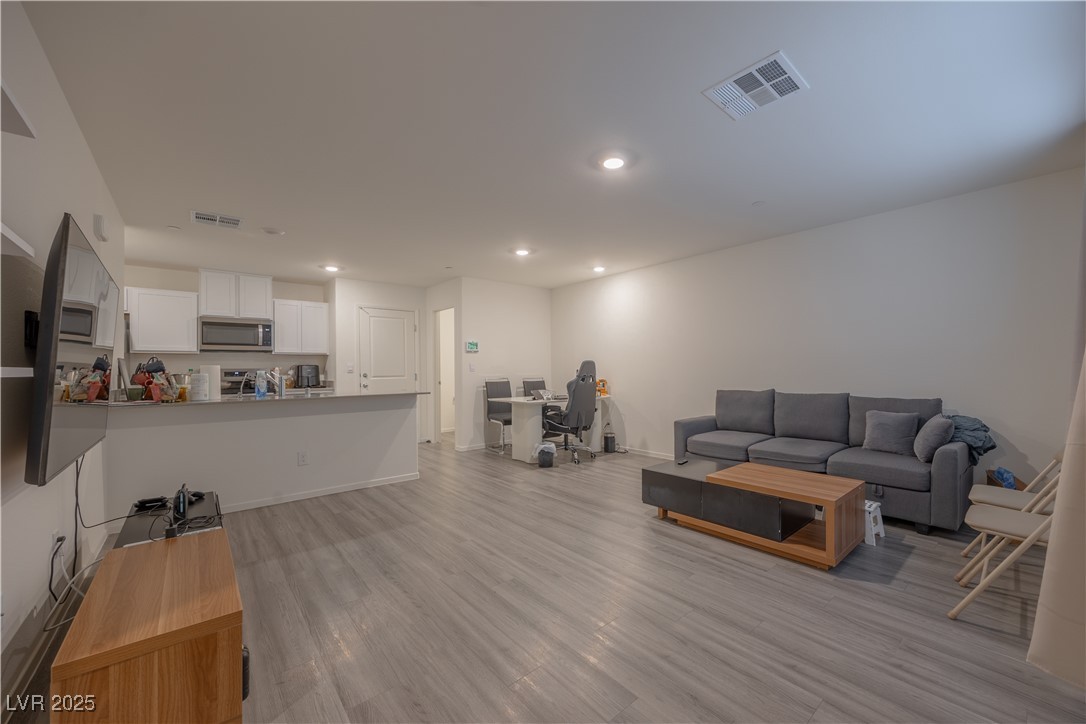 4841 Wine Ridge Avenue