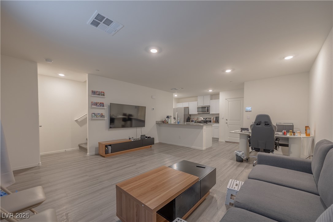 4841 Wine Ridge Avenue