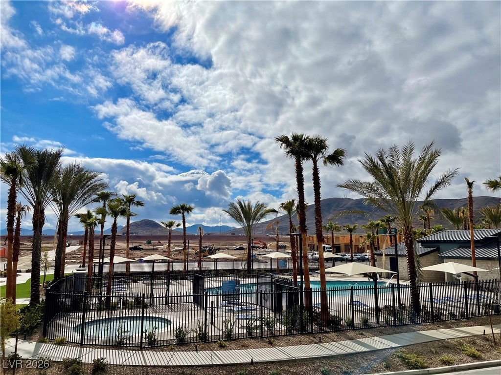 12185 Scarlet Ember Road 4