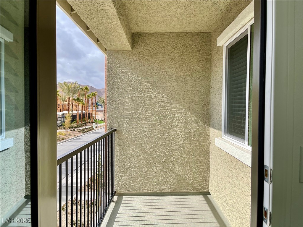 12185 Scarlet Ember Road 4