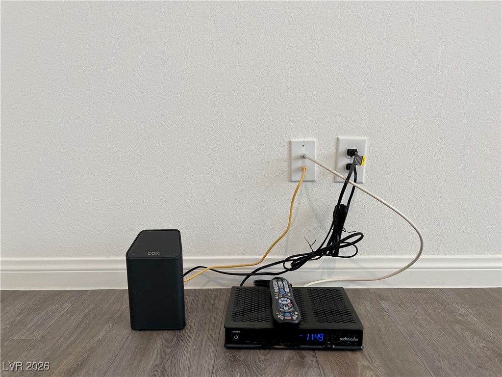 12185 Scarlet Ember Road 4