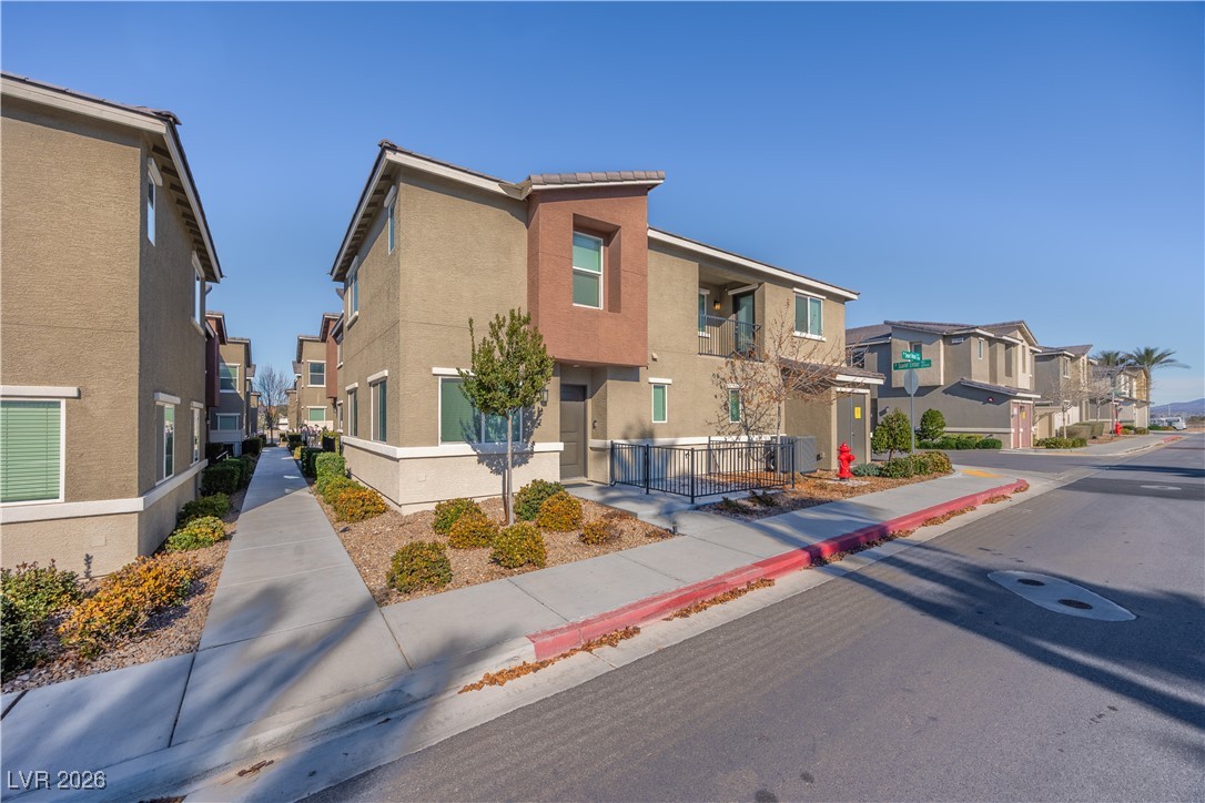 12185 Scarlet Ember Road 4