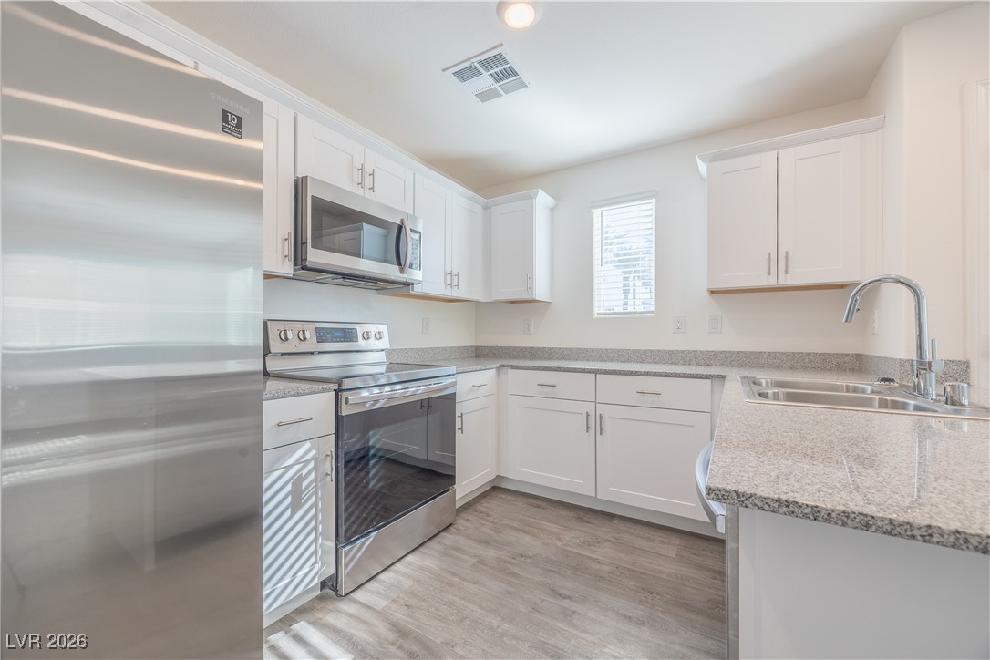 12185 Scarlet Ember Road 4