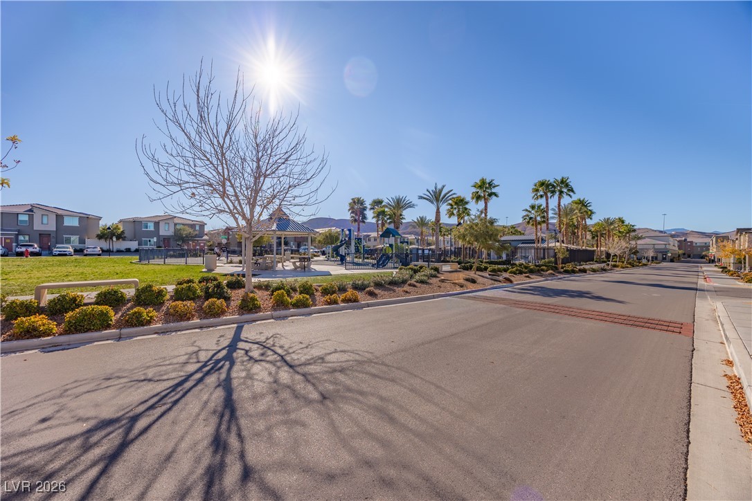 12185 Scarlet Ember Road 4