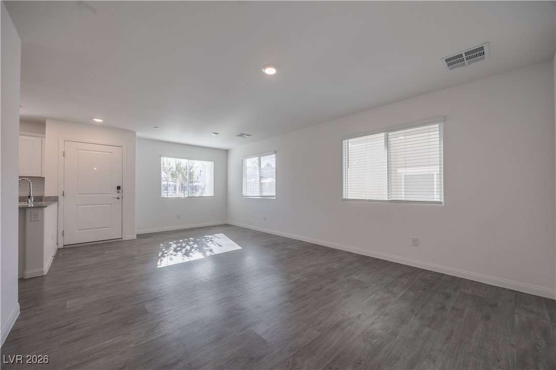 12185 Scarlet Ember Road 4