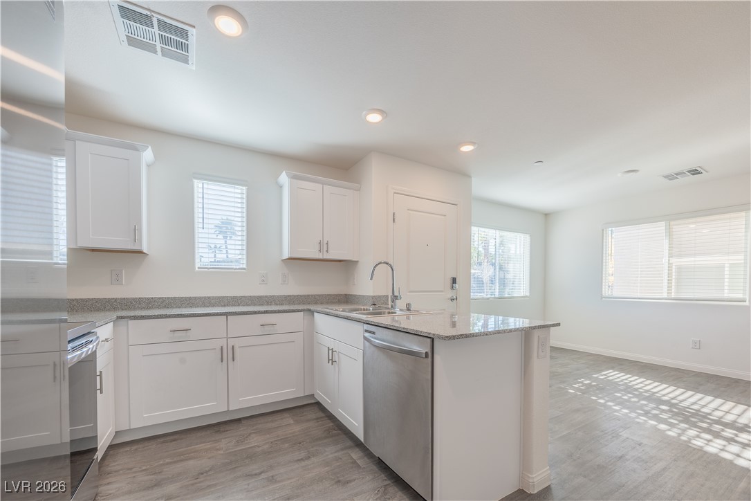 12185 Scarlet Ember Road 4