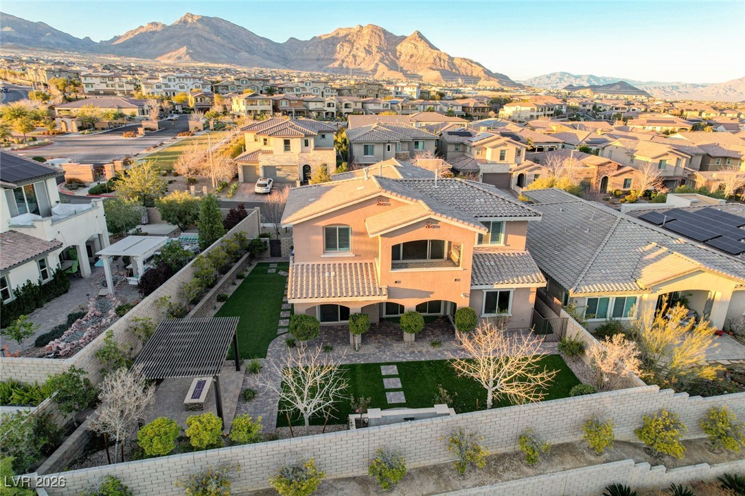 11877 Albissola Avenue