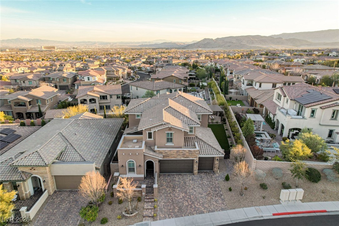 11877 Albissola Avenue