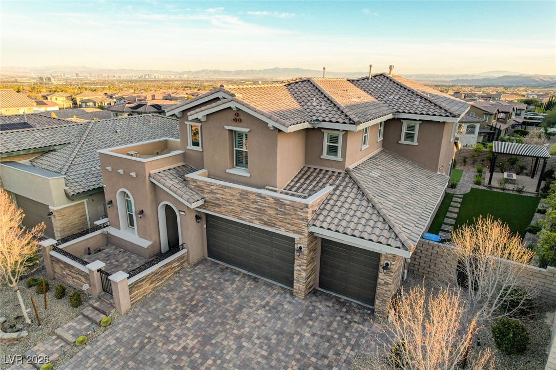 11877 Albissola Avenue