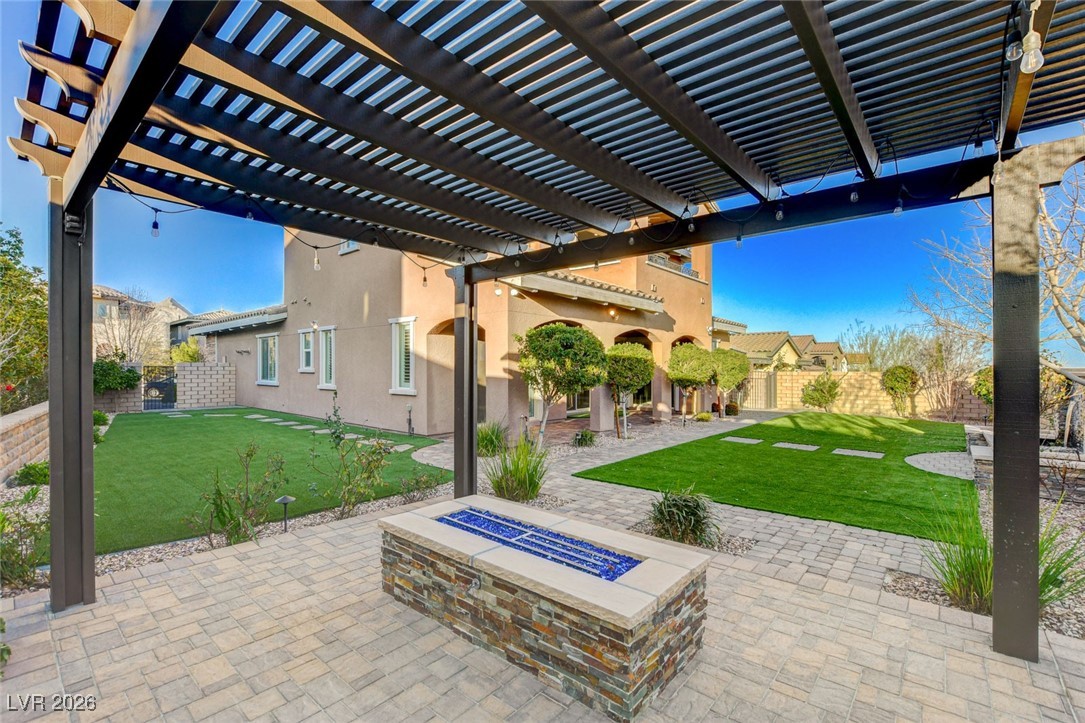 11877 Albissola Avenue