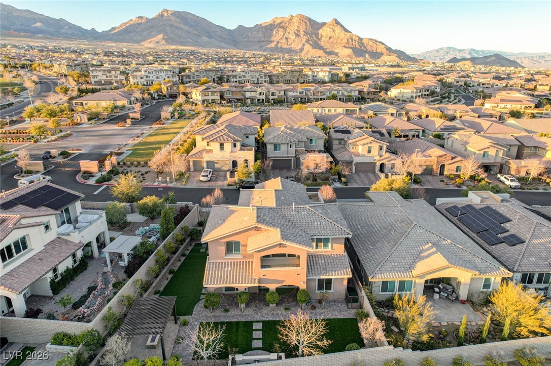 11877 Albissola Avenue