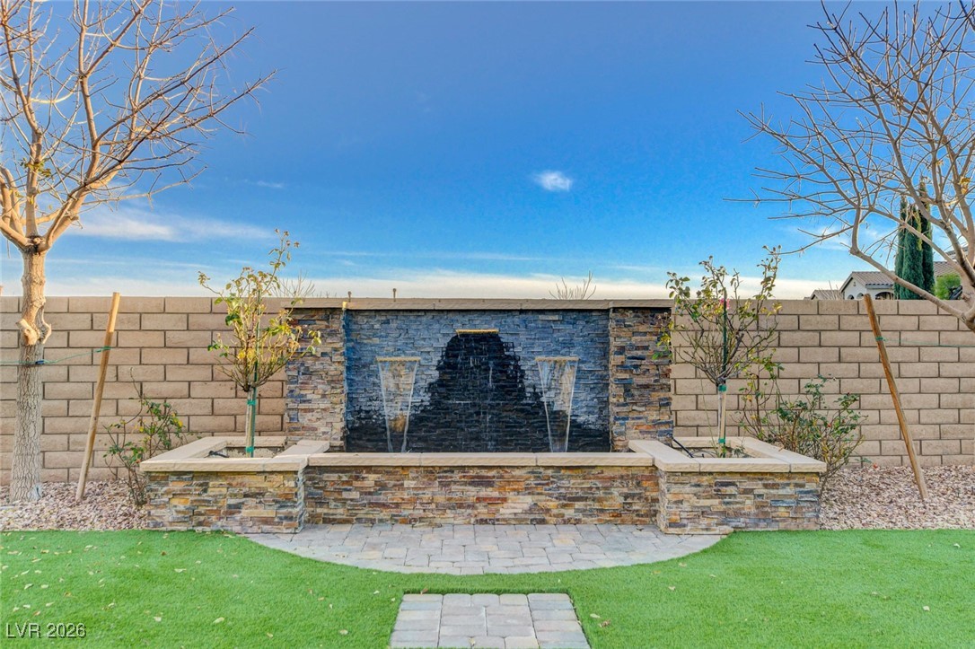 11877 Albissola Avenue