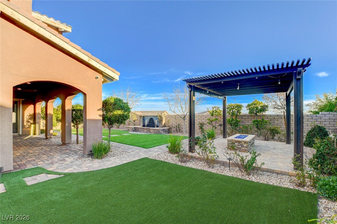 11877 Albissola Avenue