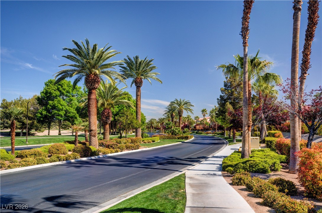 62 Crooked Putter Drive