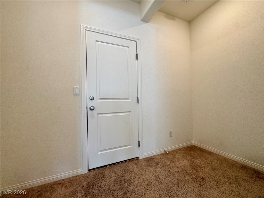 8109 Minavalle Avenue