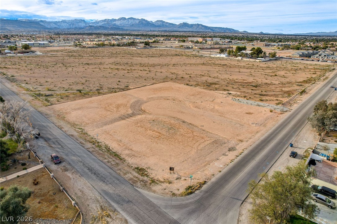 South Torrey Pines Dr