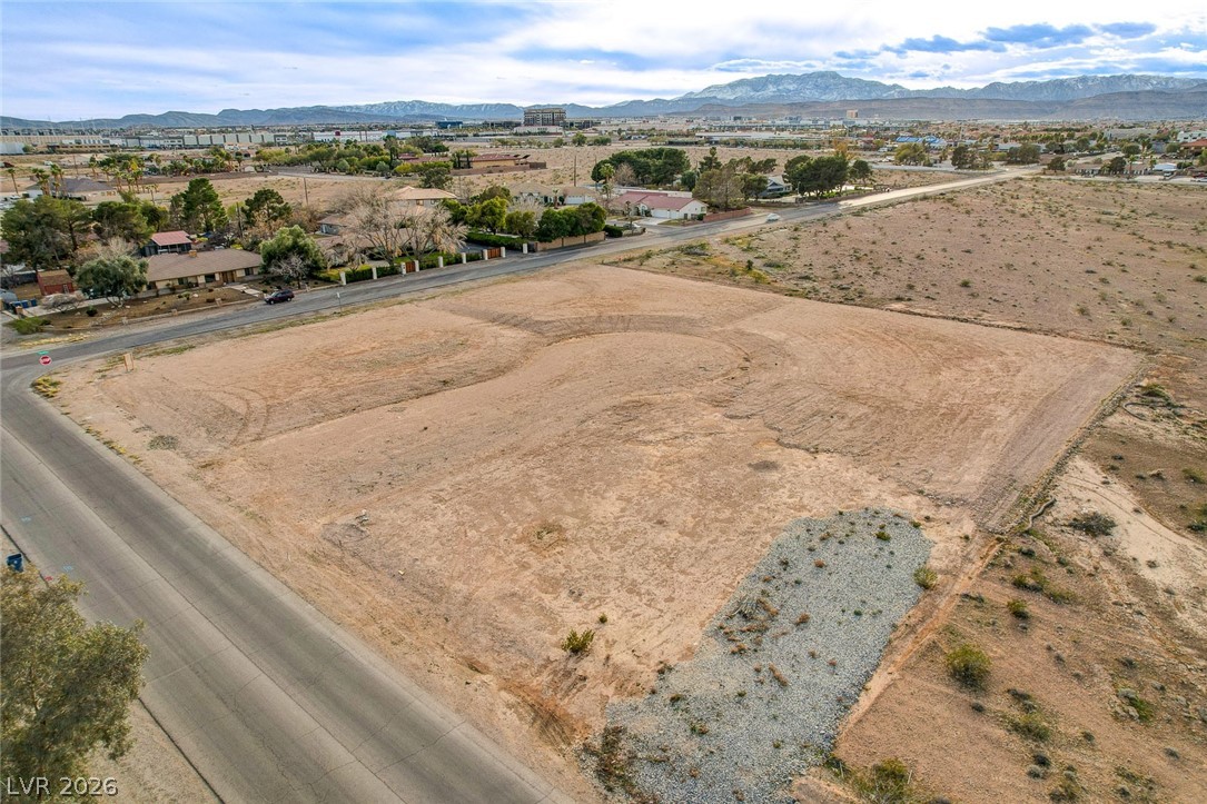 South Torrey Pines Dr