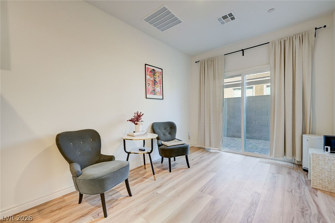 236 Walsh Peak Avenue