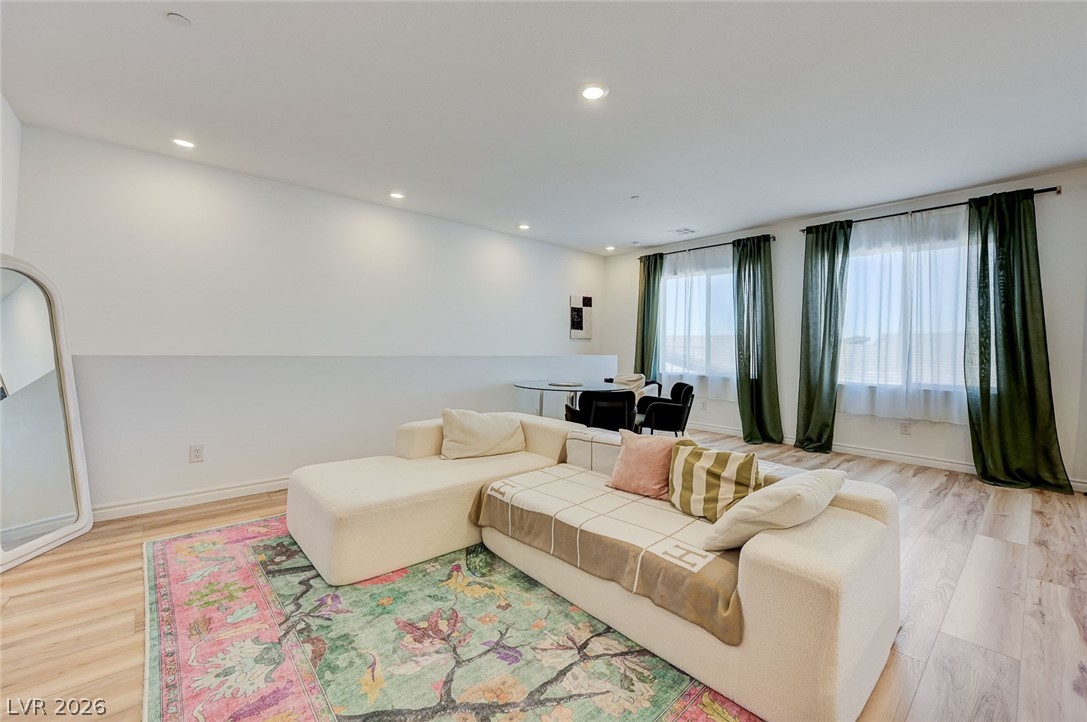 236 Walsh Peak Avenue