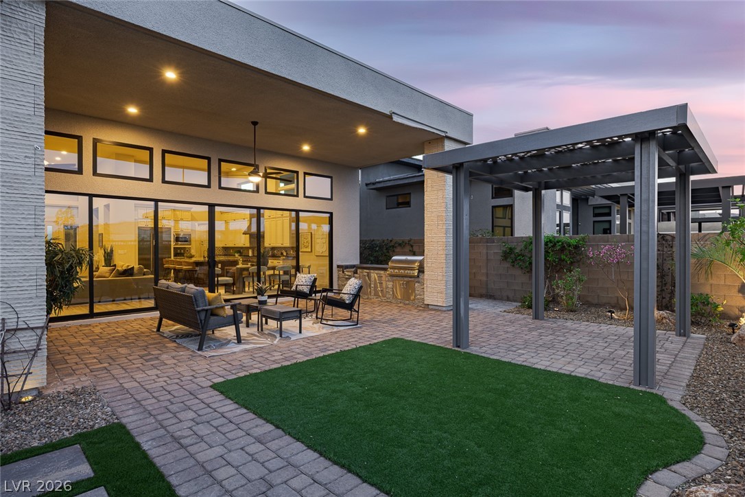 5192 Rock Daisy Drive