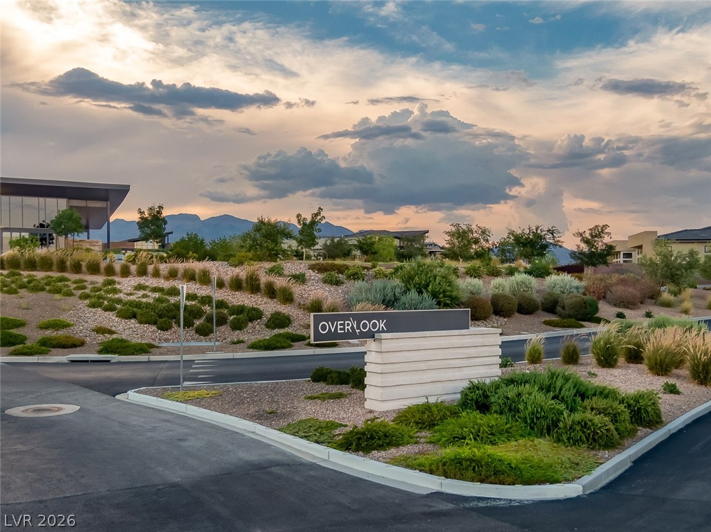 5192 Rock Daisy Drive