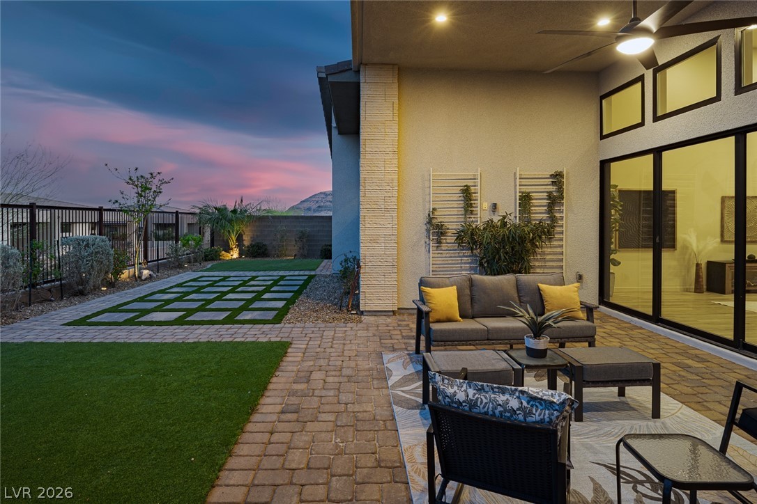 5192 Rock Daisy Drive