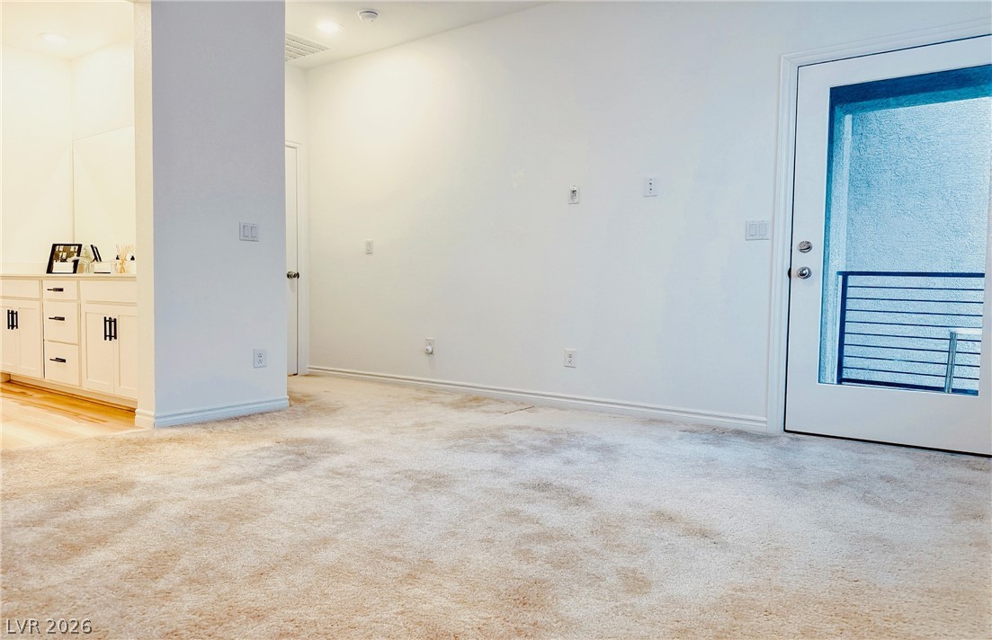 236 Walsh Peak Avenue