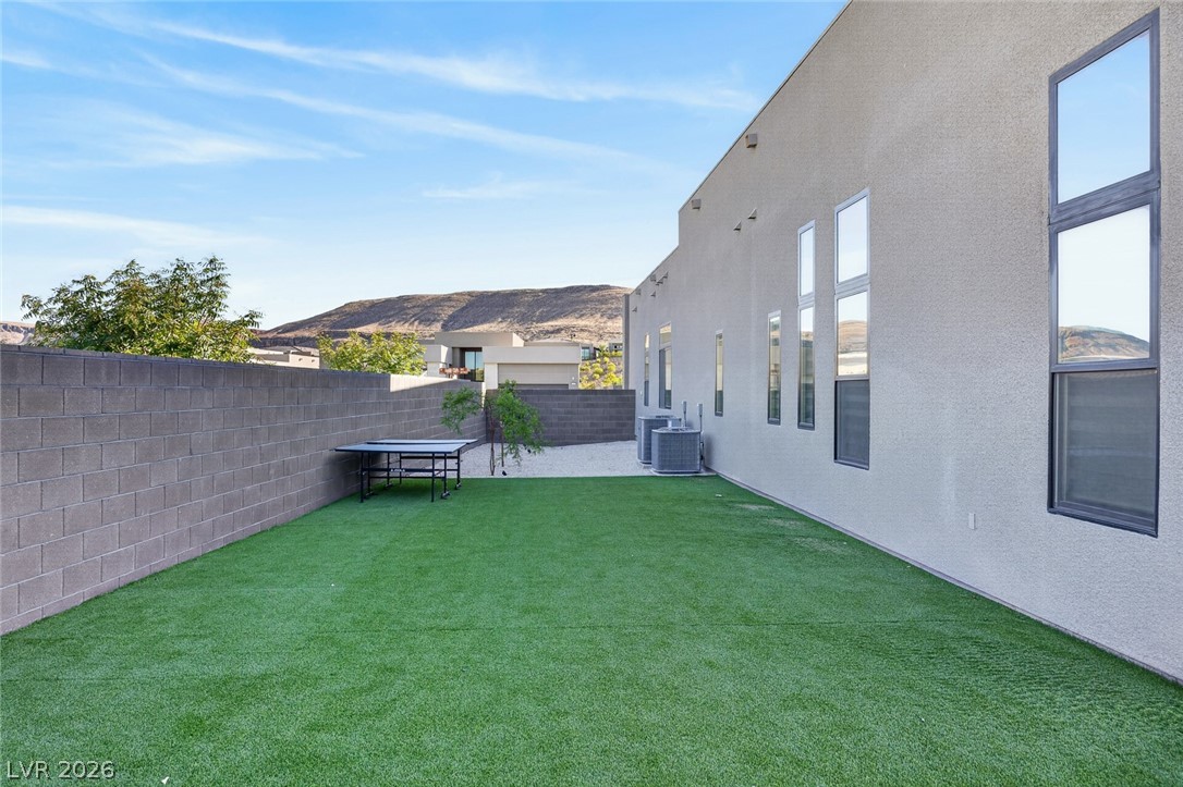 10766 Agate Cliffs Avenue