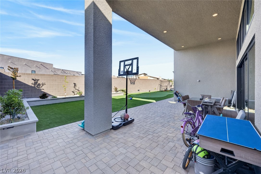 10766 Agate Cliffs Avenue
