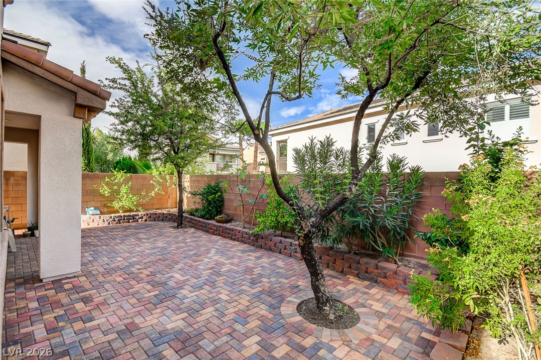 1858 Morro Vista Drive