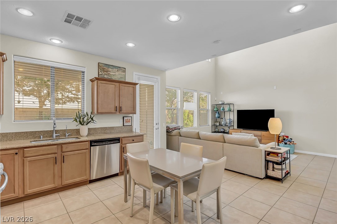 1858 Morro Vista Drive