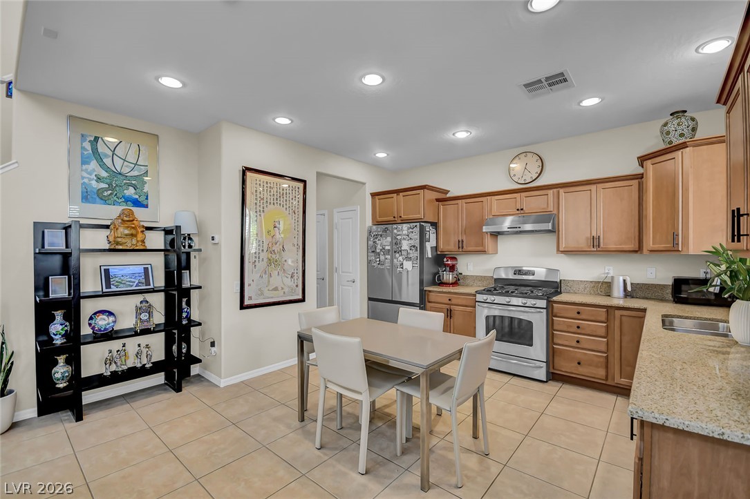 1858 Morro Vista Drive
